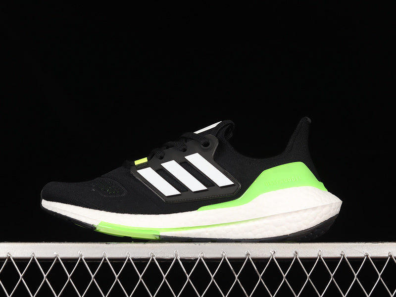 Adidas Ultra Boost 22 Core Black Solar Green