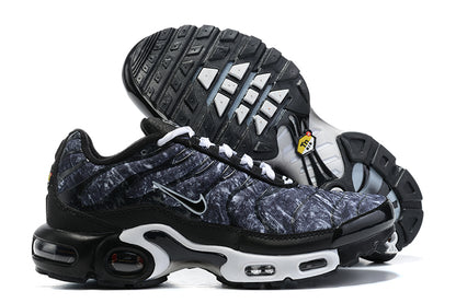 Nike Air Max Plus Dark Smoke Grey