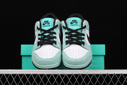 Nike SB Dunk Low Sea Crystal