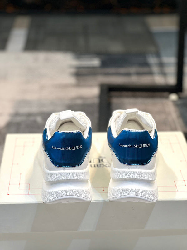 Alexander McQueen Oversized Runner White Blue