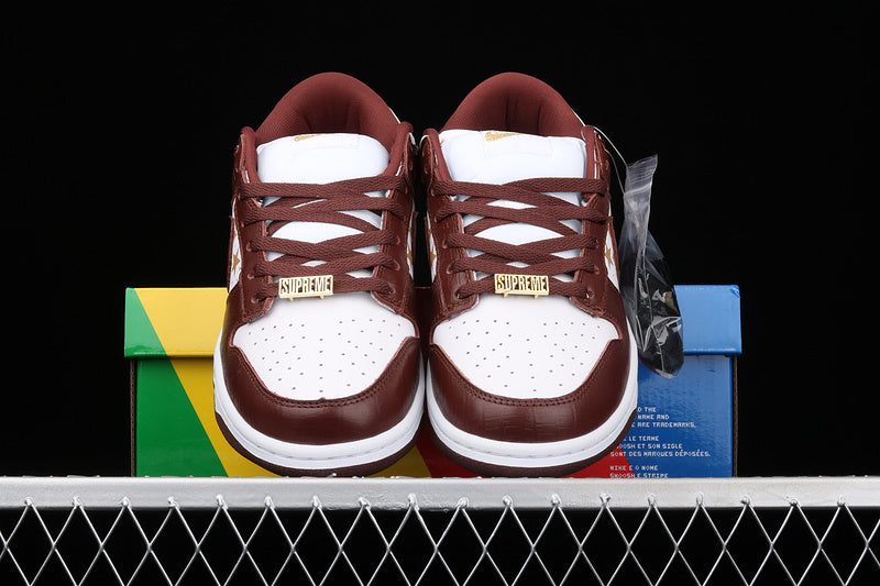 Nike SB Dunk Low Supreme Stars Barkroot Brown