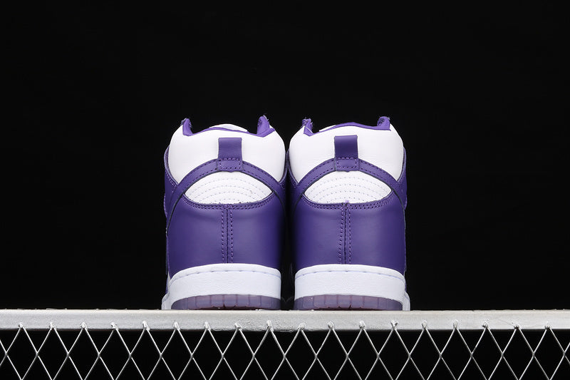 Nike Dunk High Varsity Purple