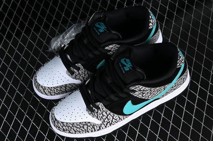 Nike SB Dunk Low atmos Elephant