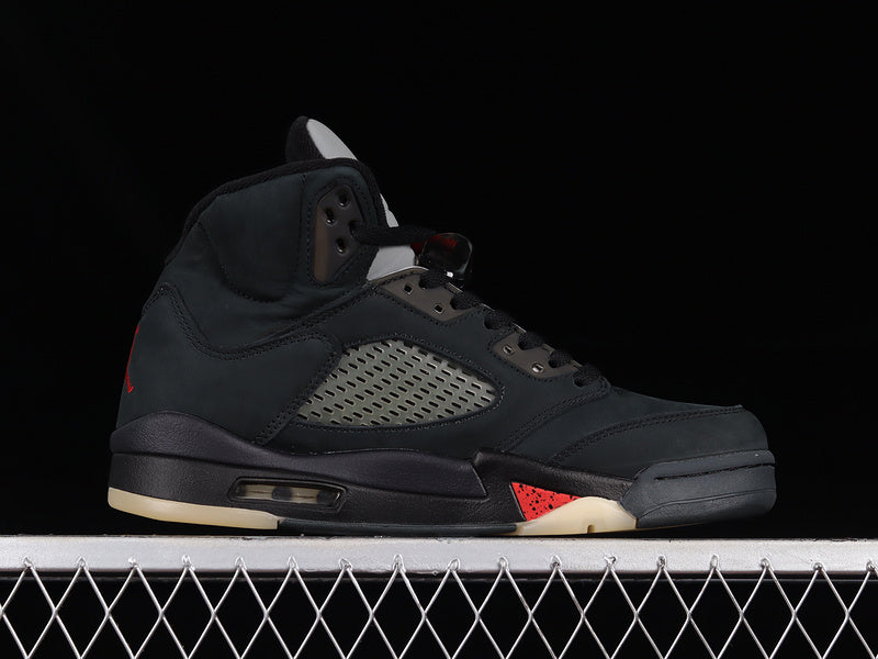 Jordan 5 Retro Gore-Tex Off Noir