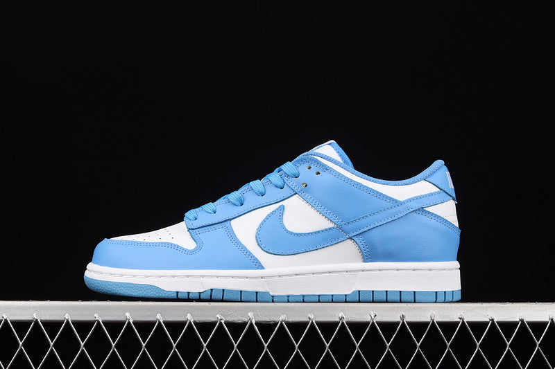 Nike Dunk Low UNC