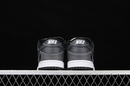 Nike SB Dunk Low Lunar Eclipse (West)