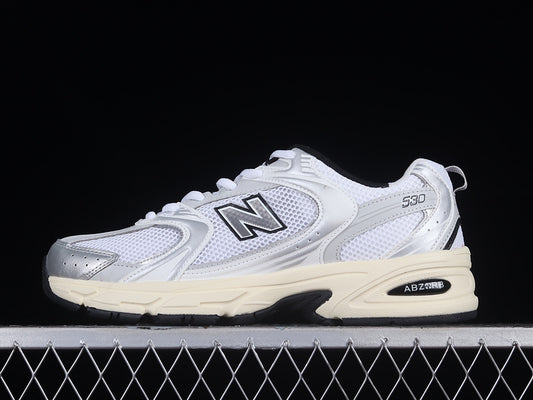 New Balance 530 Cream Silver