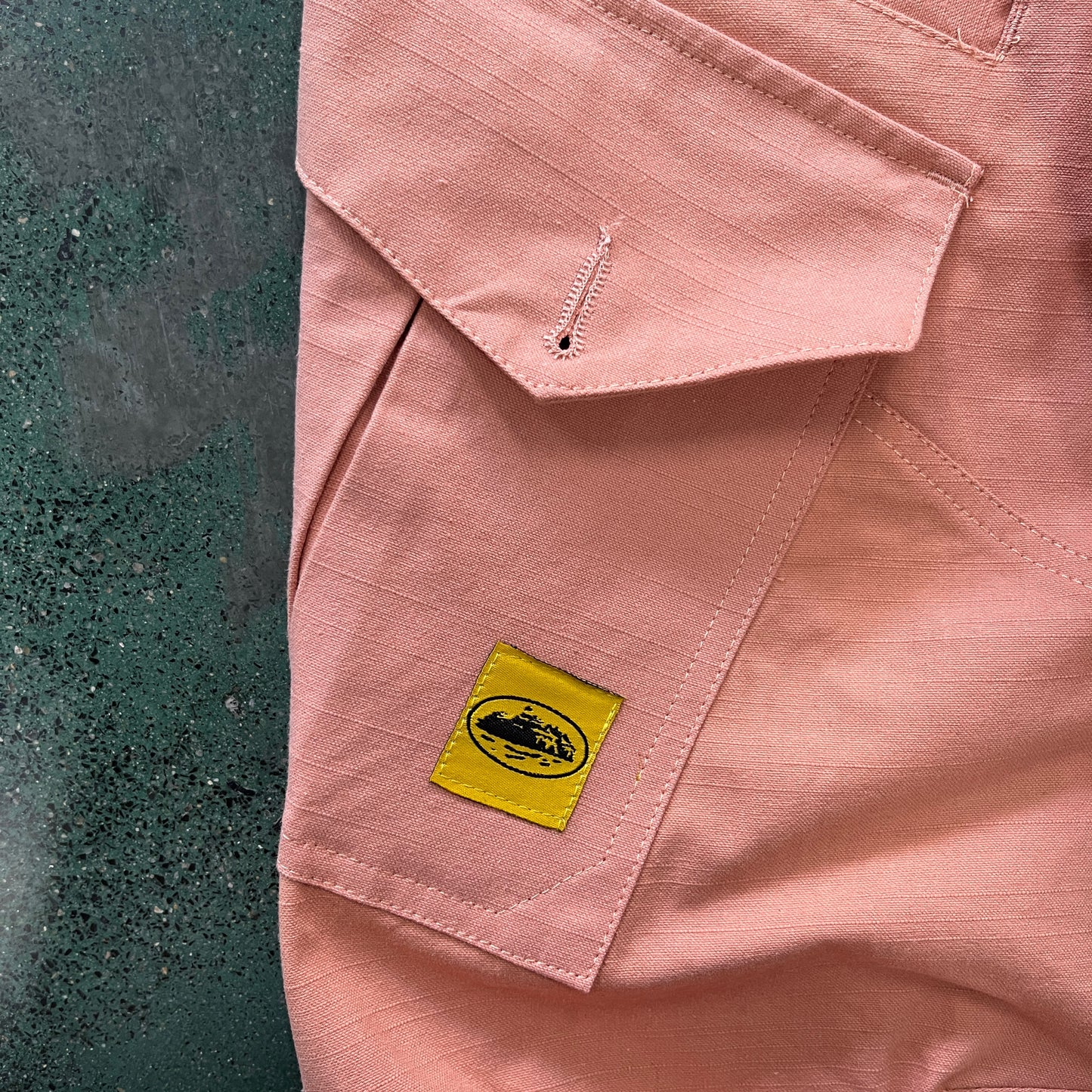 Corteiz Storm Cargo Pants Salmon