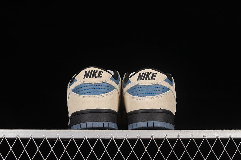 Nike SB Dunk Low Light Cream Thunderstorm