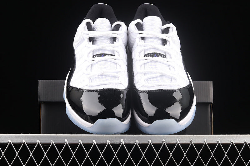 Jordan 11 Retro Low Concord