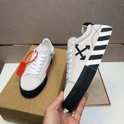 OFF-WHITE Vulc Low Leather White Black