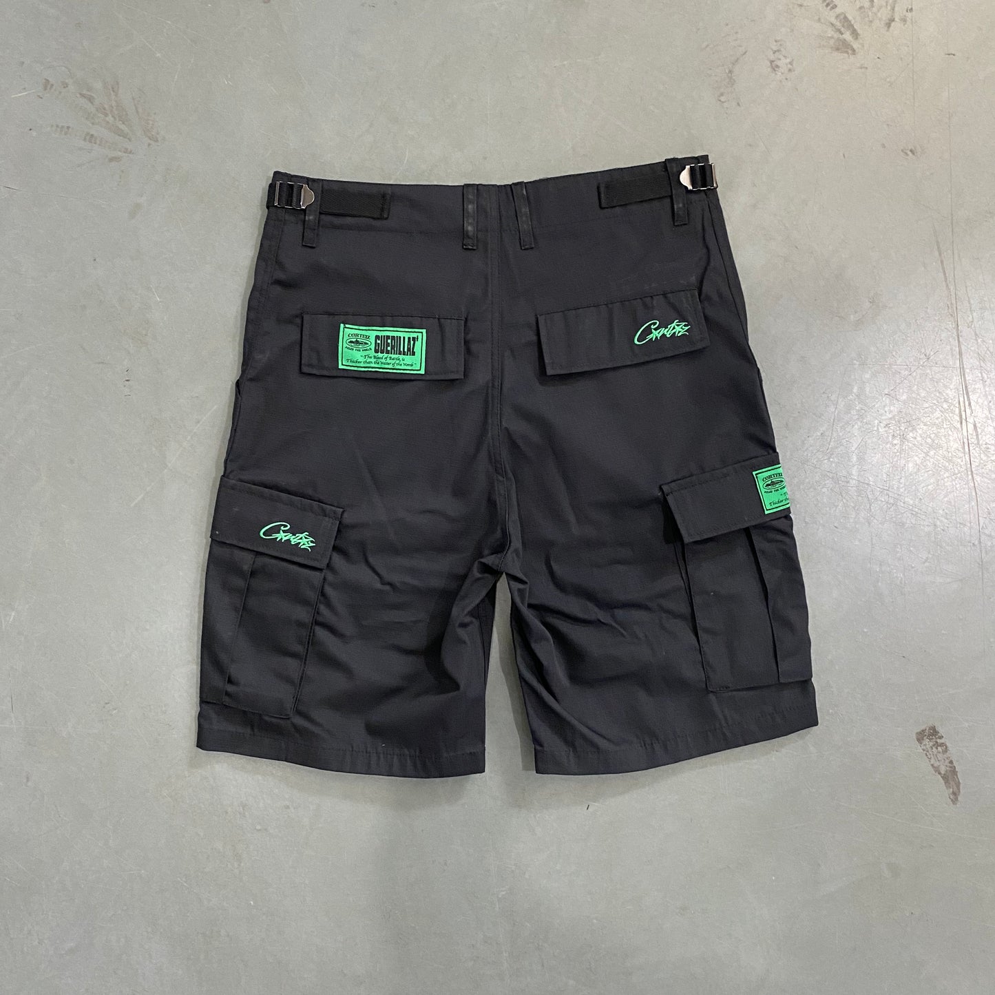 Corteiz Guerillaz 21' Cargo Shorts Black Green