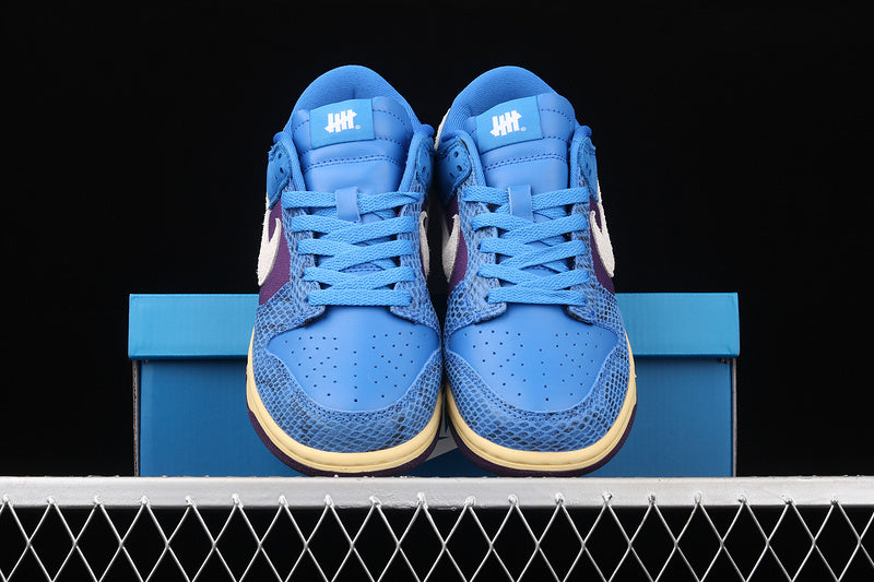 Nike Dunk Low Undefeated 5 On It Dunk vs. AF1