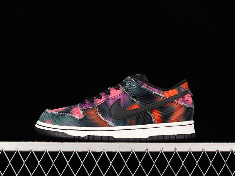 Nike Dunk Low Pink Graffiti