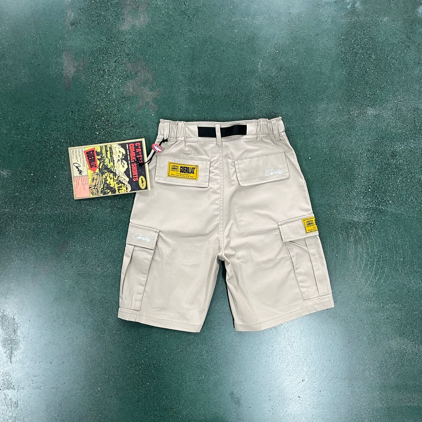 Corteiz Alcatraz Cargo Shorts Beige