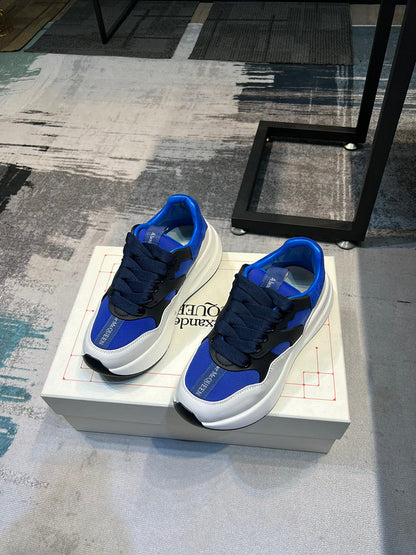 Alexander McQueen Oversized Runner White Blue Black