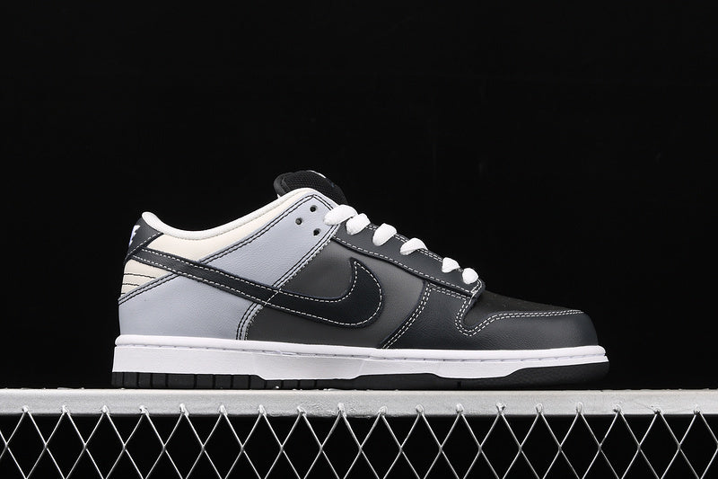 Nike SB Dunk Low Lunar Eclipse (East)