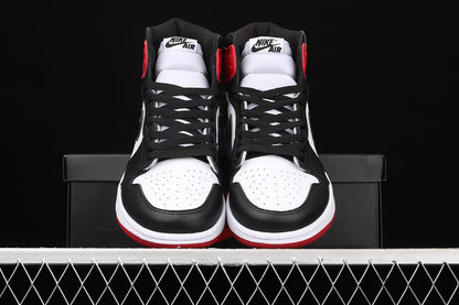 Jordan 1 Retro High Black Toe