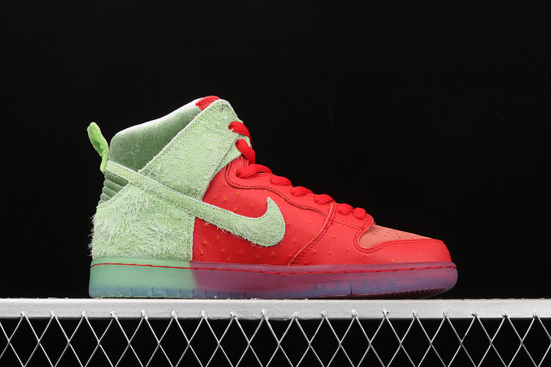 Nike SB Dunk High Strawberry Cough