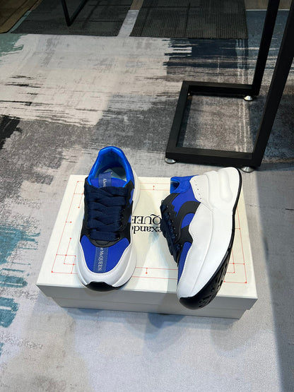 Alexander McQueen Oversized Runner White Blue Black